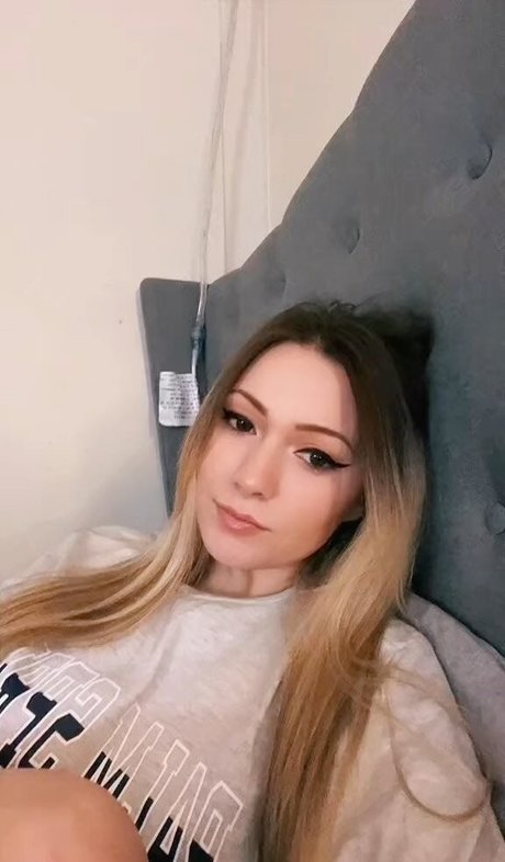 Little Momma star perfect pics