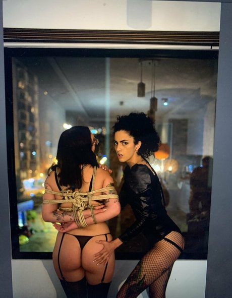 bodybuilder male onlyfans sexy nude picture