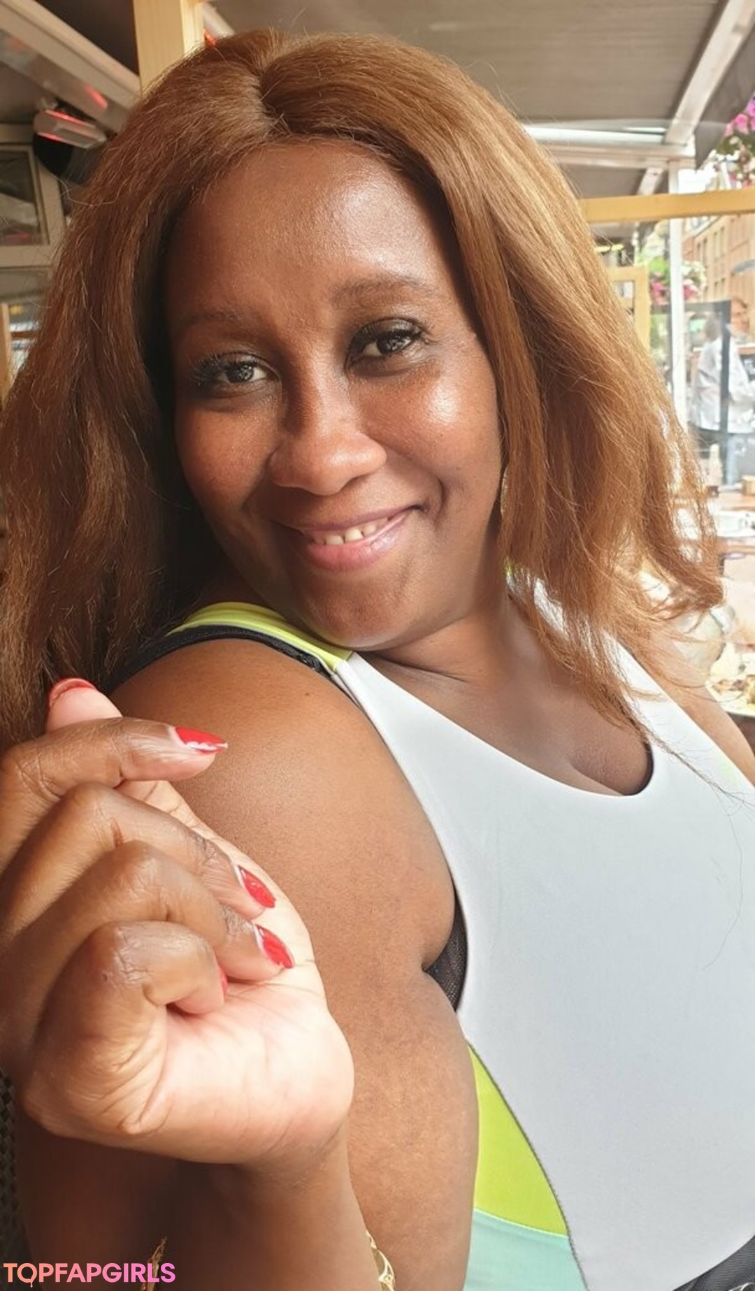 mc joris nudes actress photos
