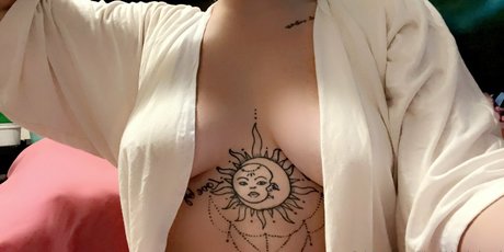 lilredridesthehood top model pic