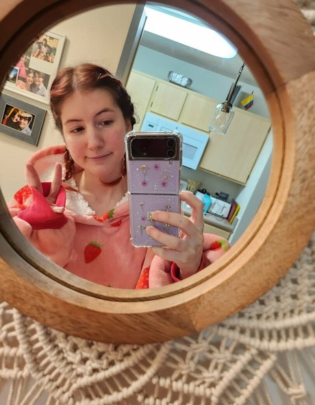 valvestia sexy star images