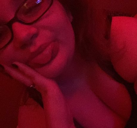 Rachael Mizak nice pornstar pic