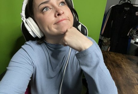 teen topless onlyfans porno gallery