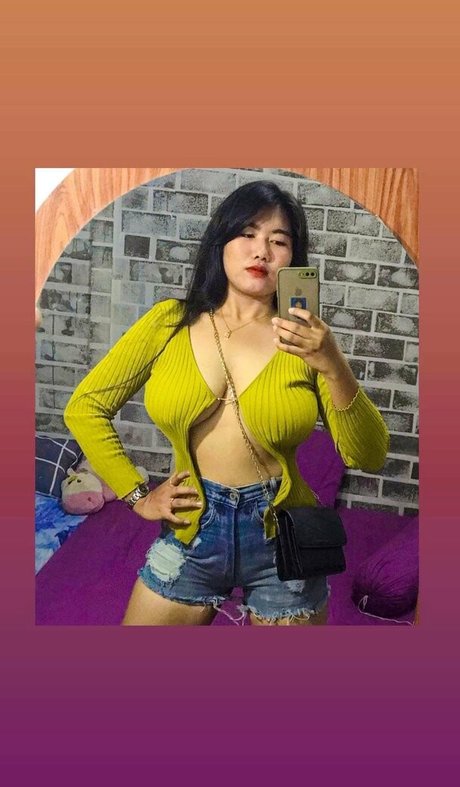 Thanaporn star nude image