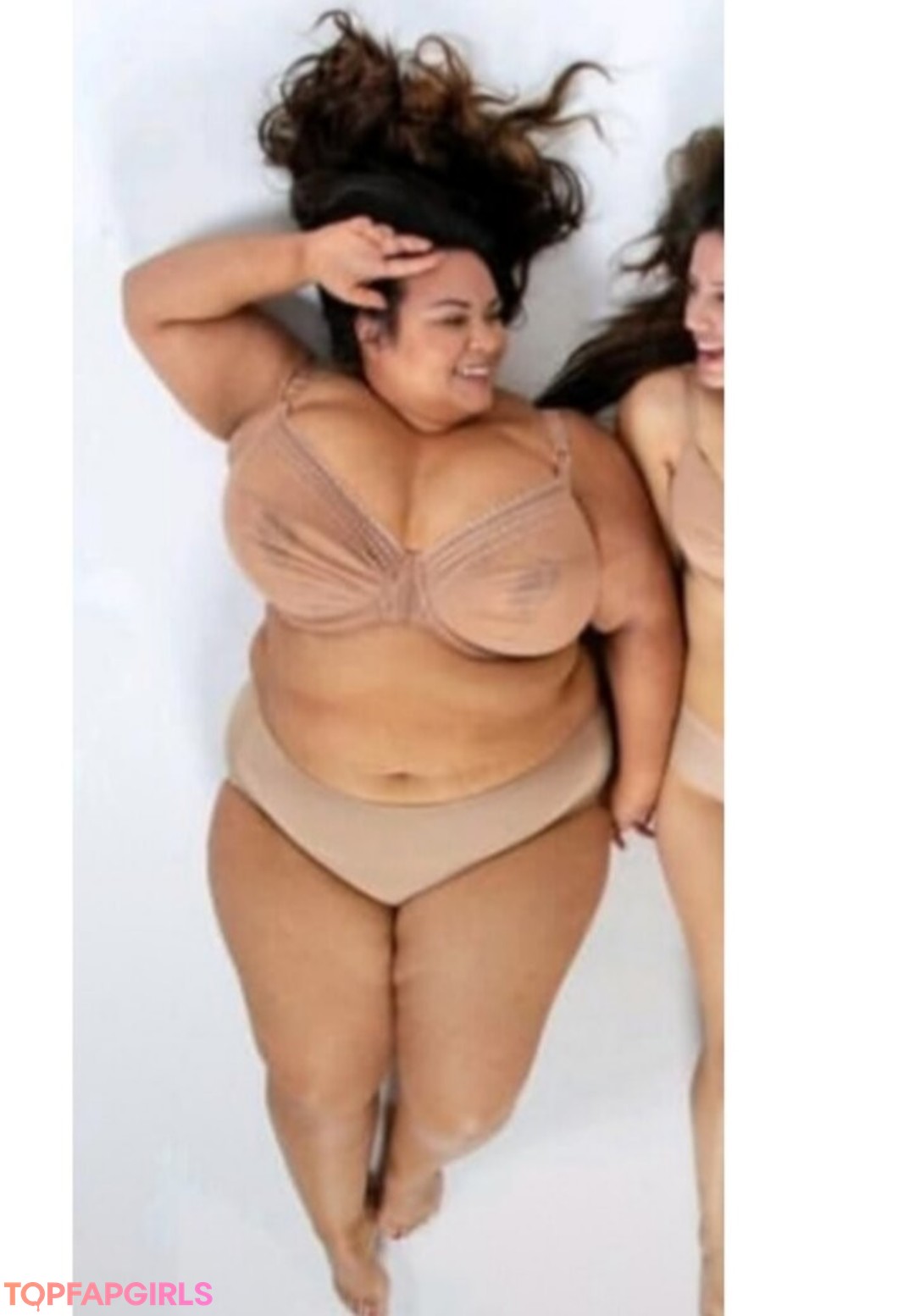 chubby nude onlyfans top image