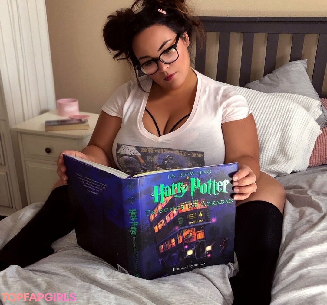 waifu onlyfans free pics