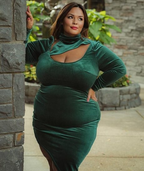 ladyboy xxx onlyfans porno image