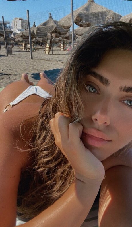 Ylenia Bevelacqua model hd images