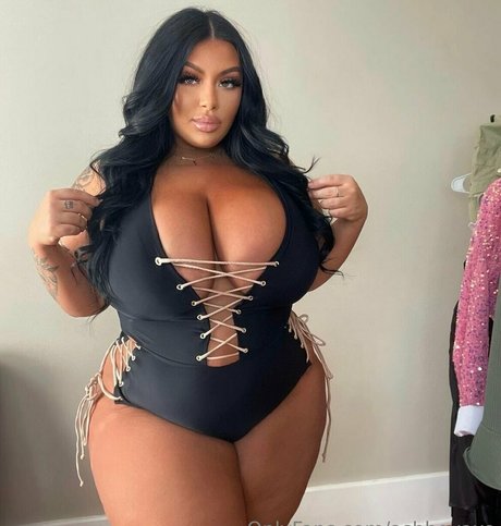 busty bbw onlyfans nude archive