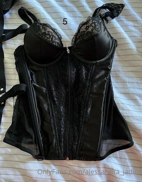 alessandra jadior hot model img