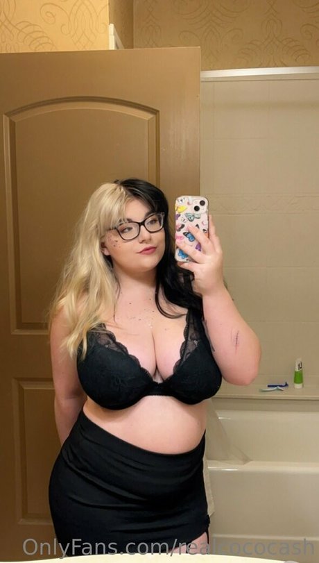 sucking big cock onlyfans art nude photo