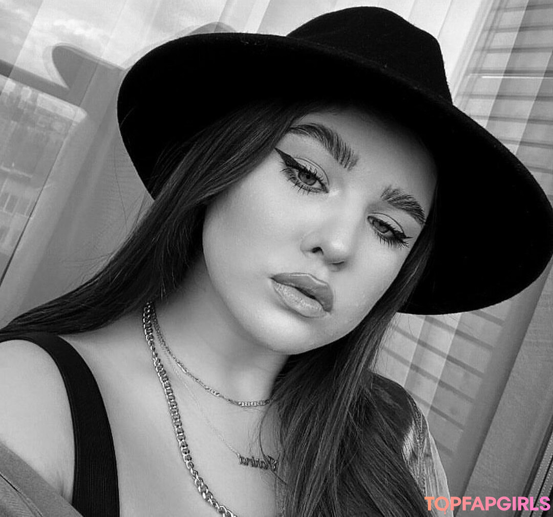 blonde college onlyfans hot sexy img