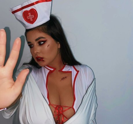 skinny brunette onlyfans free naked pictures