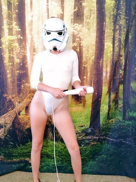 lilyevansmfc model free pics