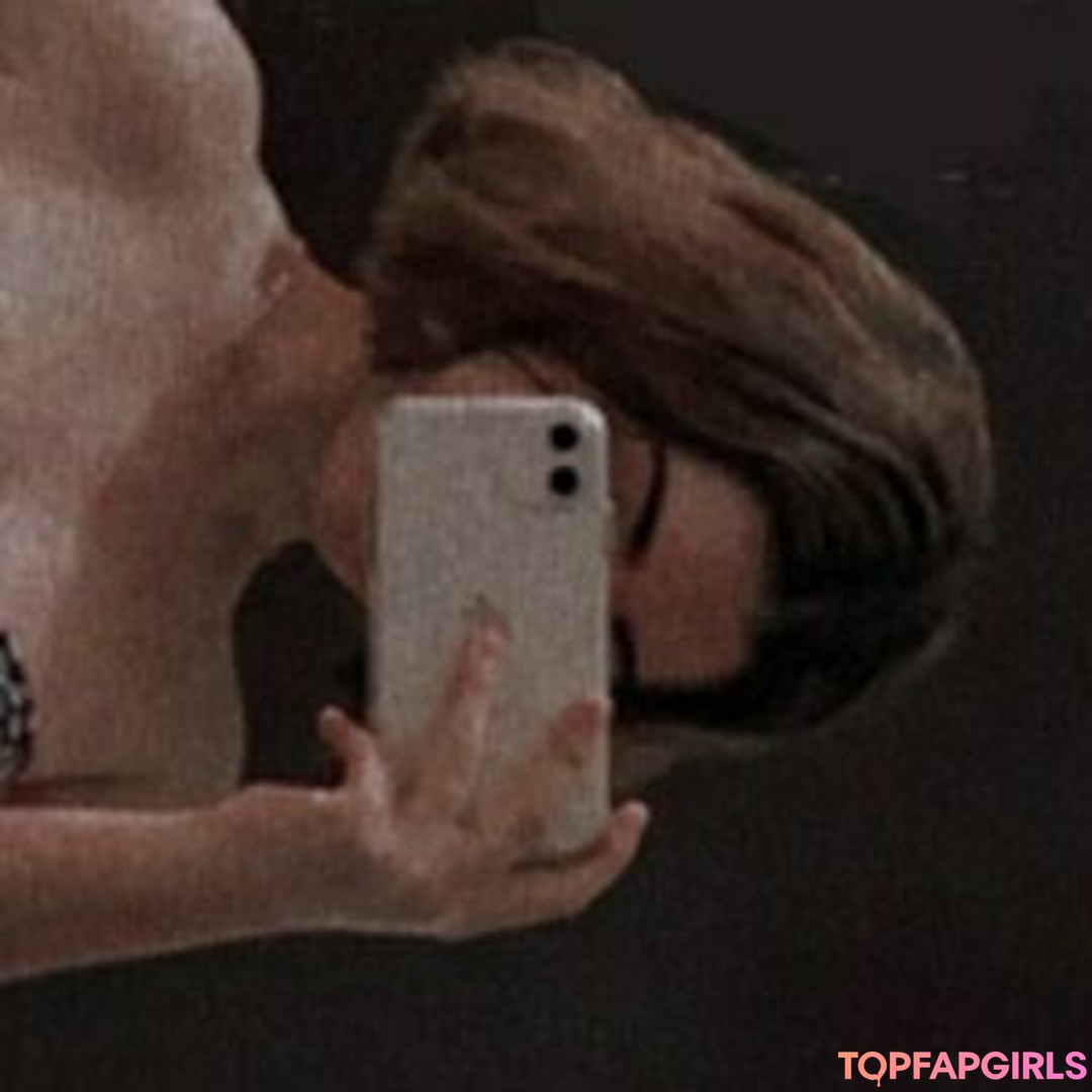 Alexagaytaan erotic star pics