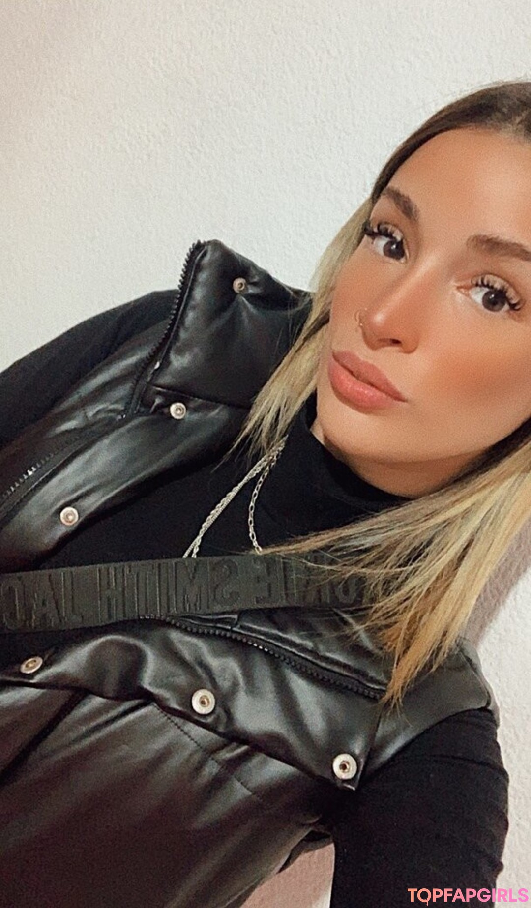 army onlyfans adult gallery