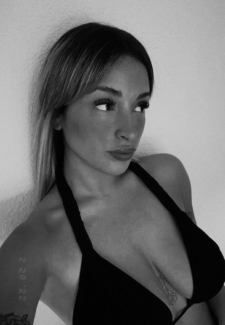 arab milf onlyfans beautiful nude pics