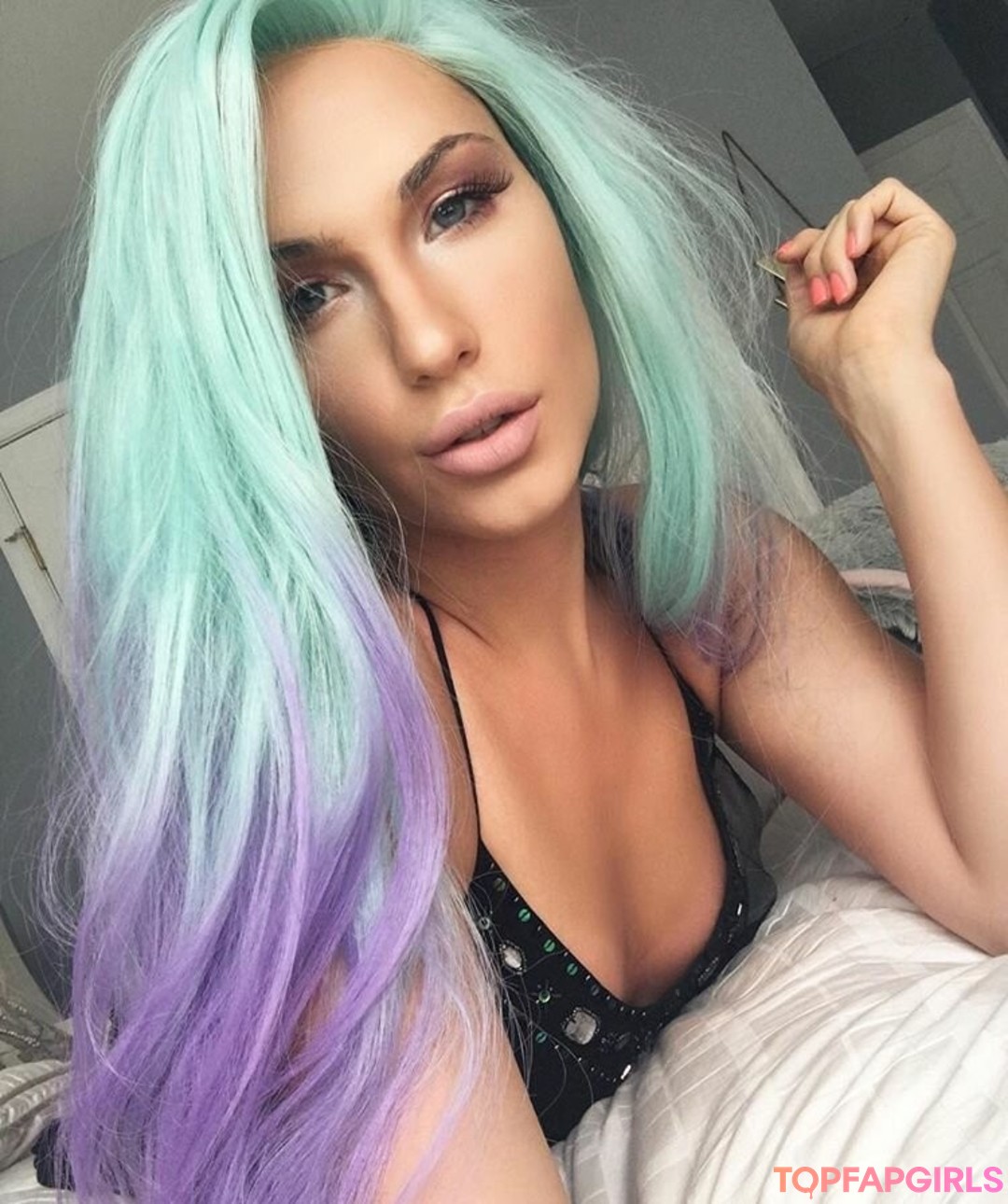 small pussy onlyfans free photos