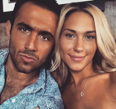 Dezmin Schubel best star pictures