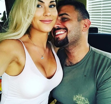 Dezmin Schubel pornstar free archive