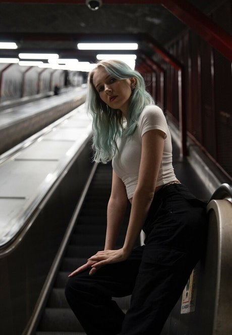 Apollolol exclusive actress img