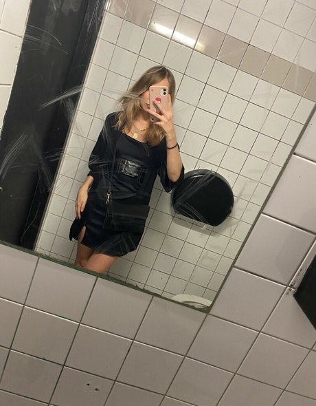 Apollolol pornstar erotic archive