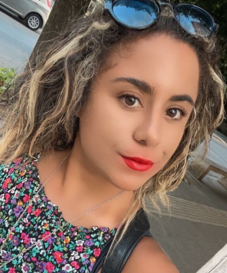 Lia Grimmie beautiful model image