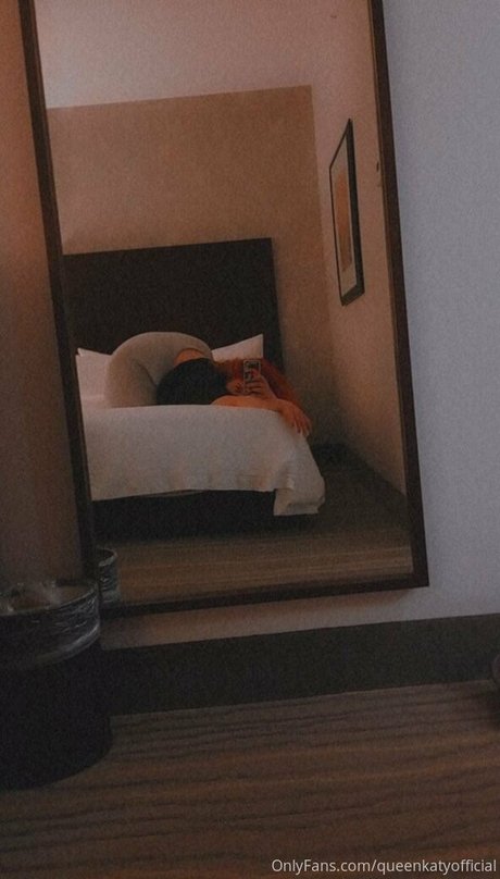 queenkofficial star nude pic