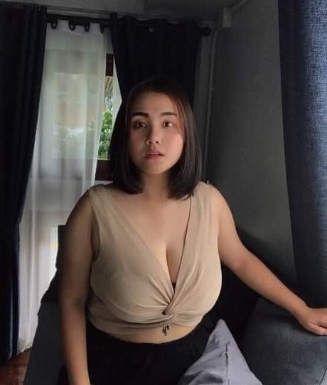 Phiromya Pangyouk high quality star images