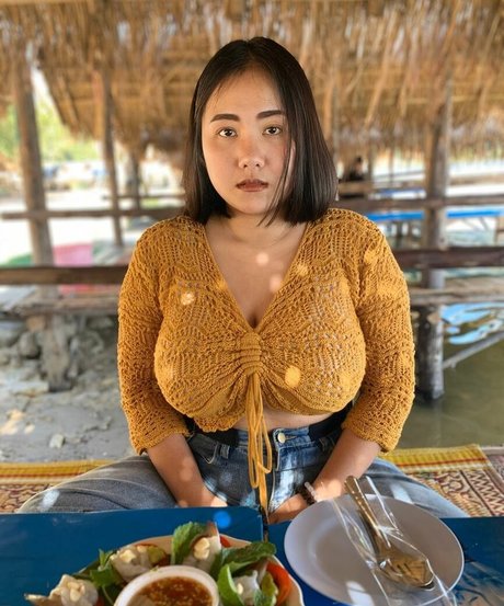 Phiromya Pangyouk model adult gallery