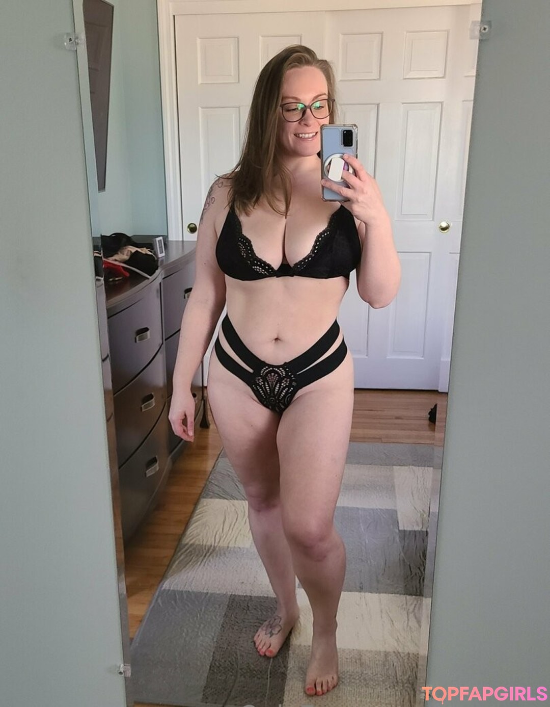 Poshirex star adult pic