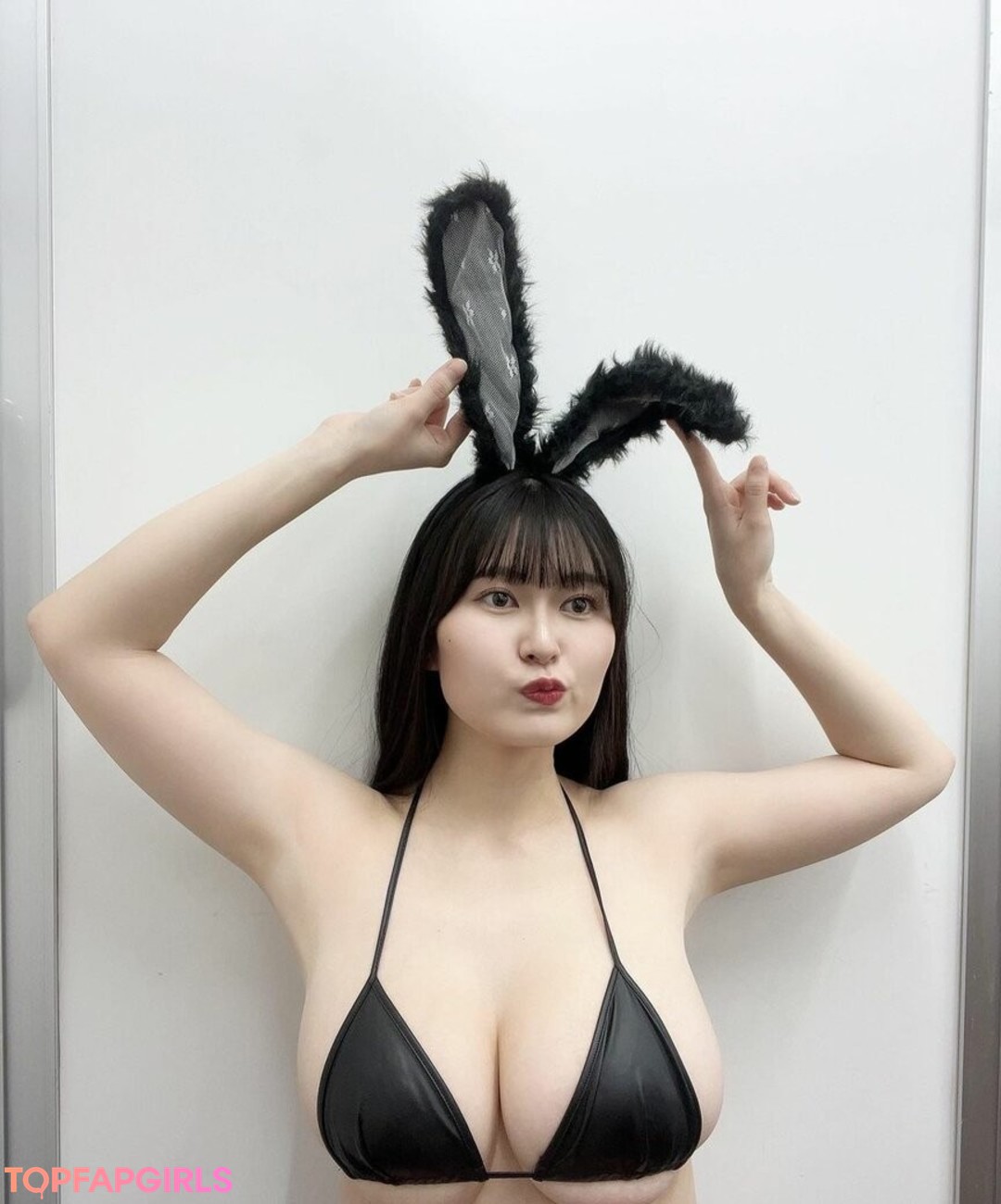 Ichika Miri erotic pornstar pic