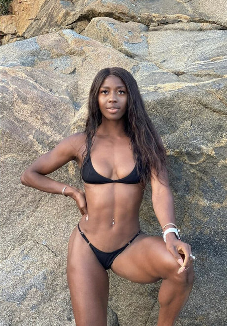 Khaddi Sagnia porn actress archive