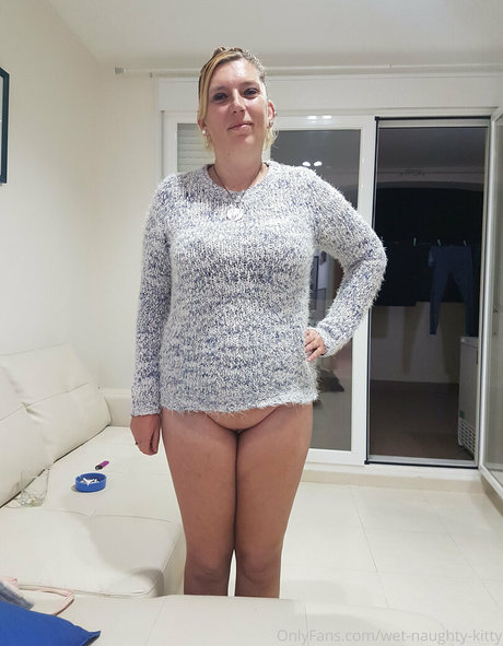 wet naughty kitty pornstar exclusive archive