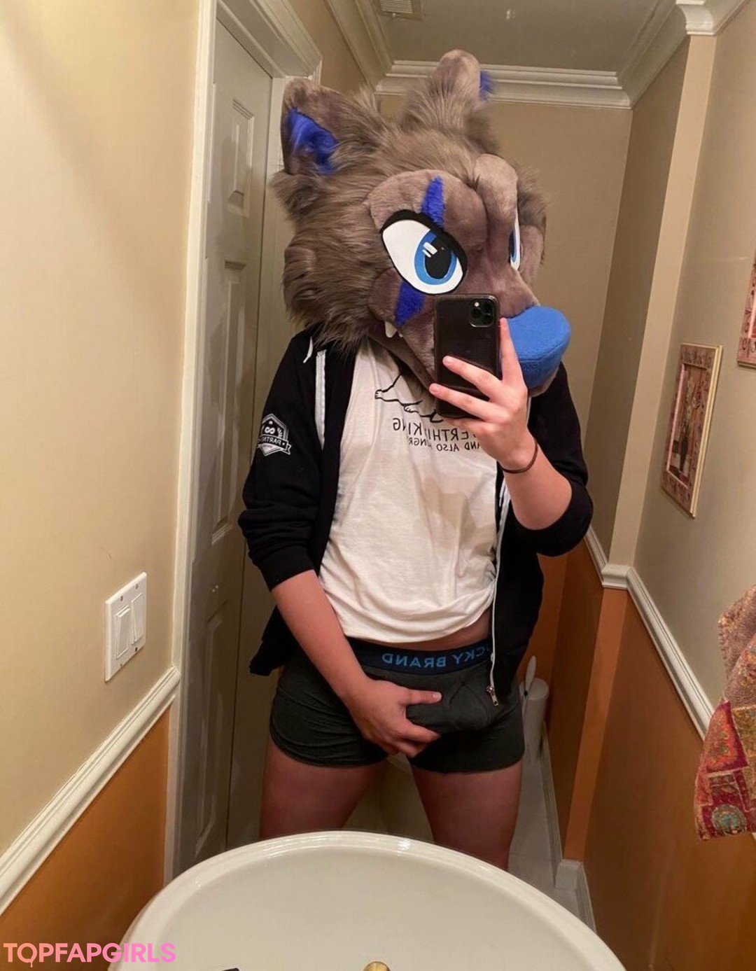 teen fisting onlyfans erotic pic