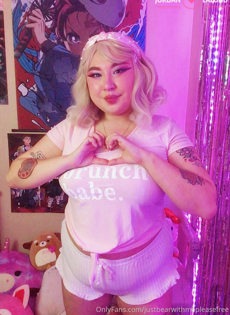 freejordanlalond naked actress galleries