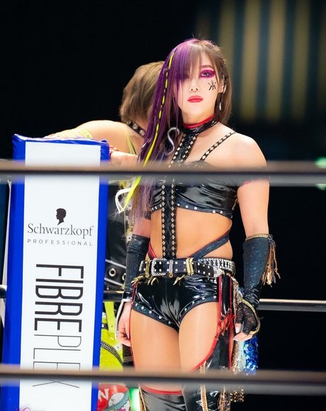 busty teen onlyfans free porn photo