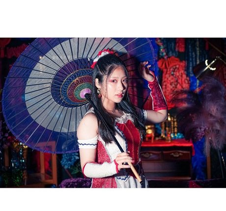 milf strip onlyfans hot naked image