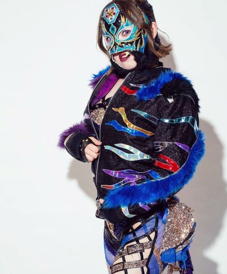 lesbian milf onlyfans beautiful porn photos