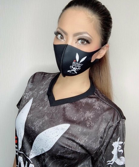 mature blonde onlyfans nude photo