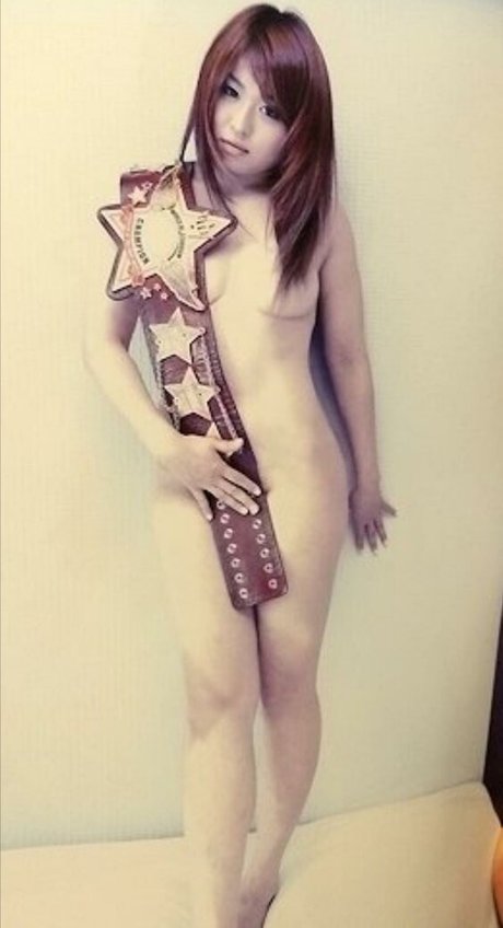 WomenJoshi pornographic star pic