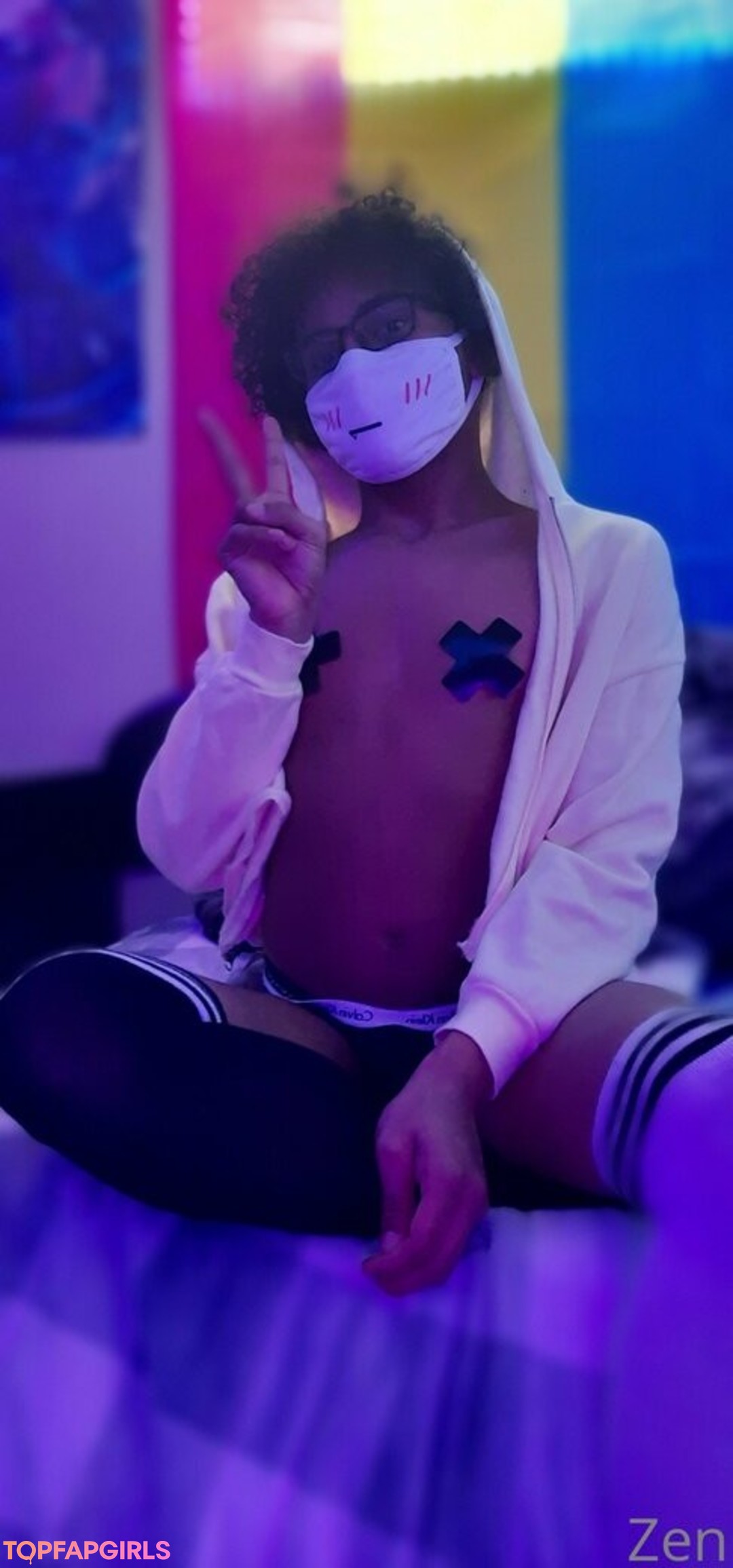 gassyzen model porn picture