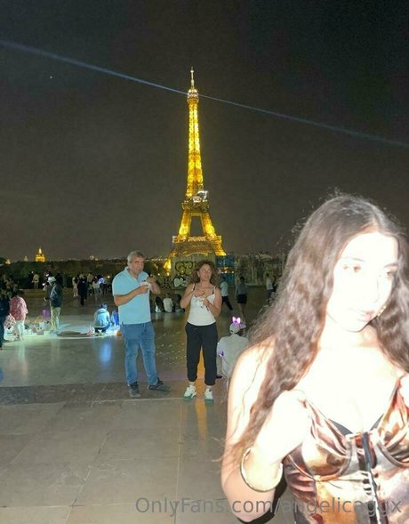 Angelicaggx model nude photo