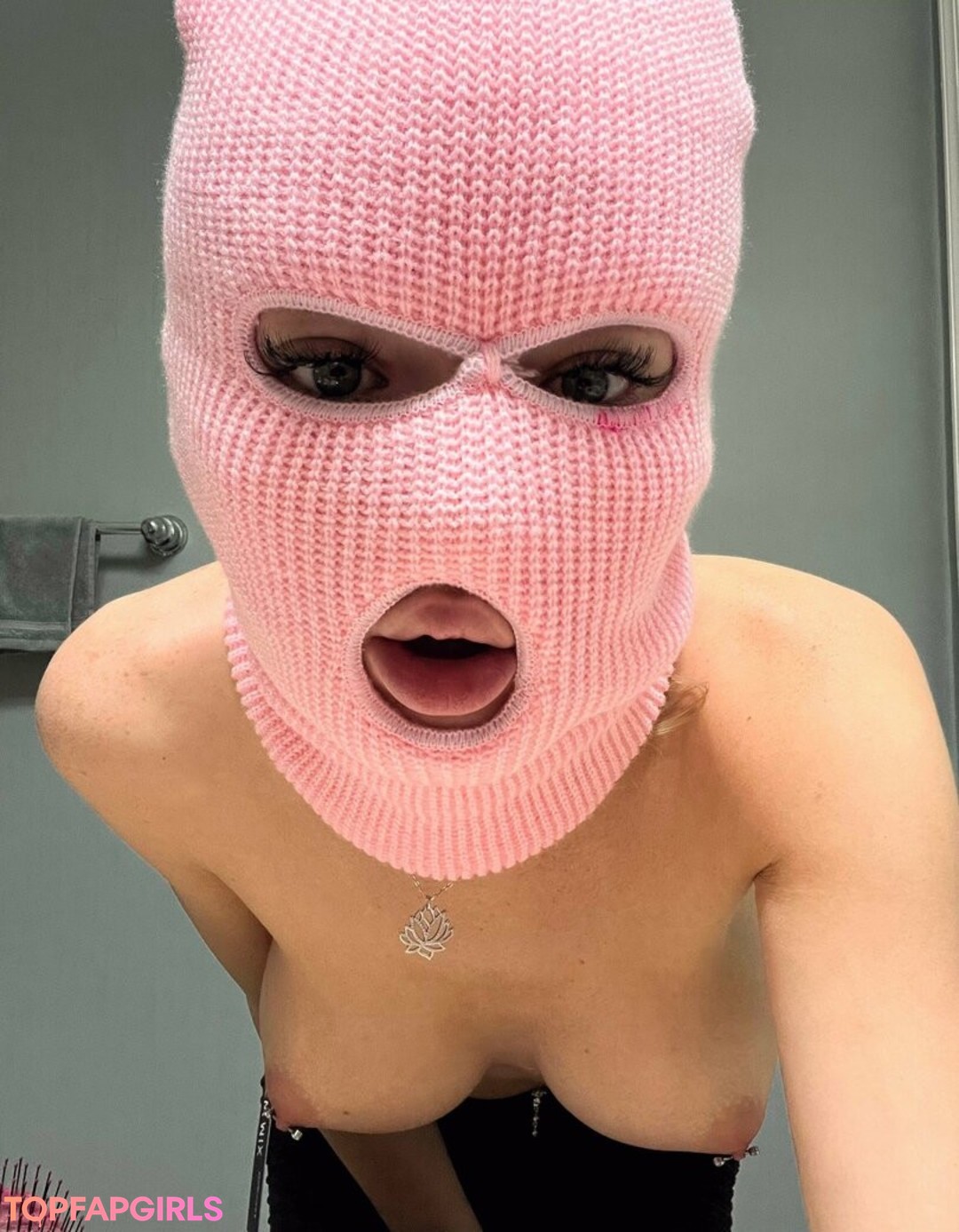 college student onlyfans erotic picture