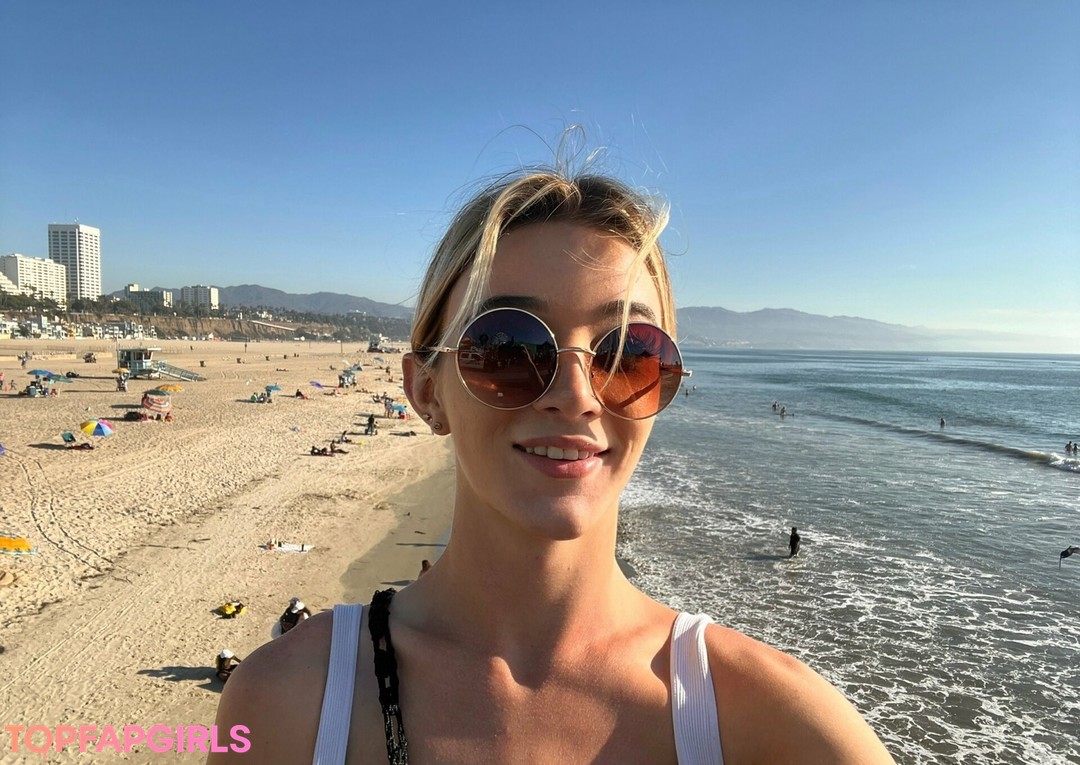 british blonde onlyfans erotic pictures