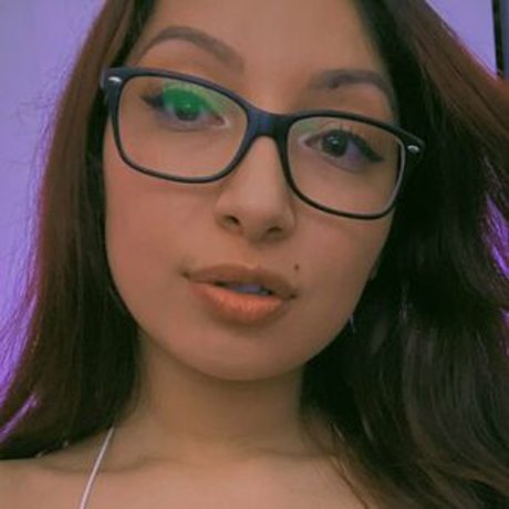 chicks with dicks onlyfans hot xxx pictures