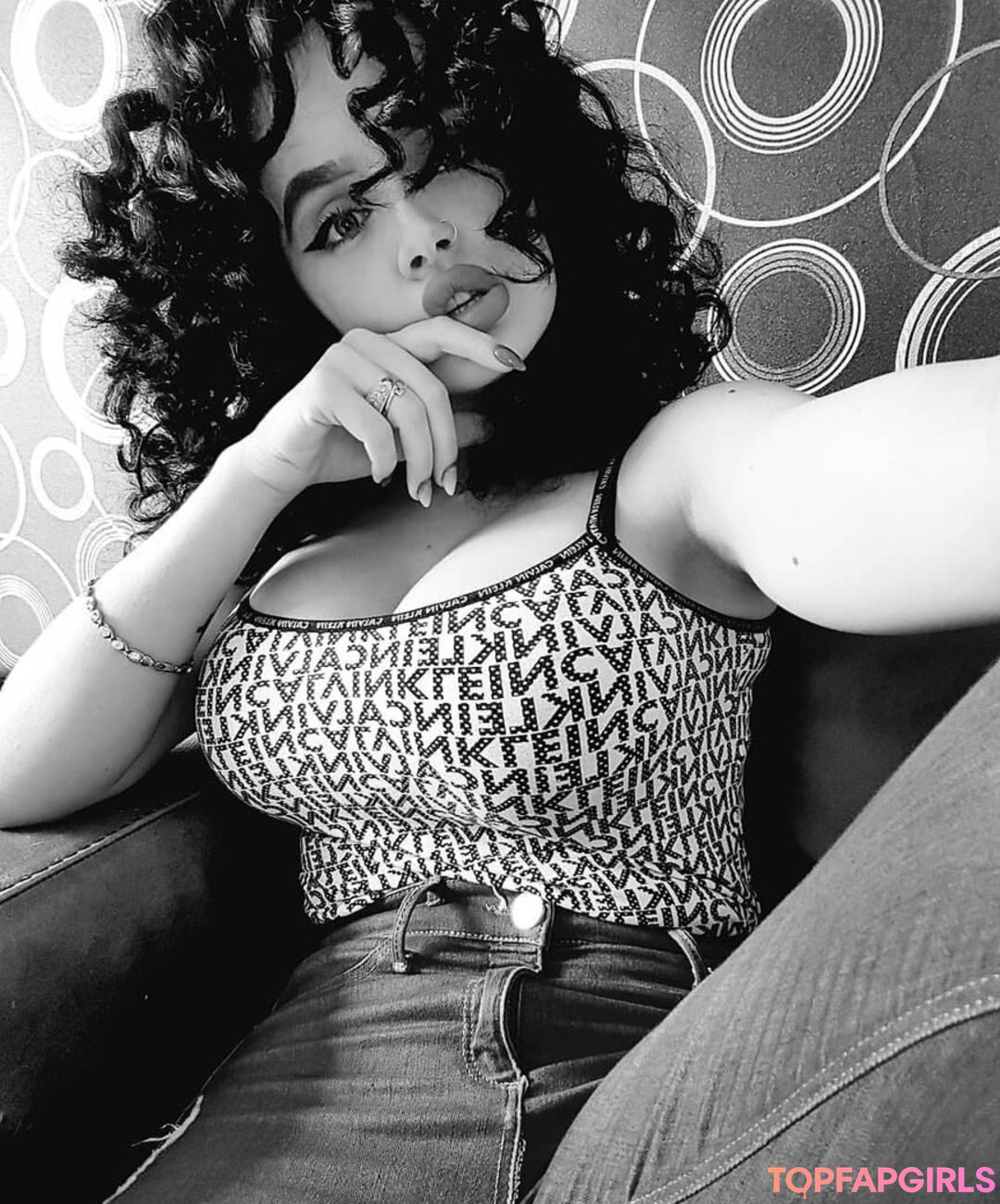 black granny onlyfans exclusive pictures