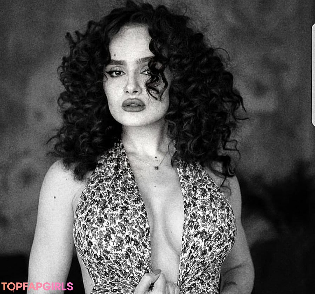 famous nude onlyfans pretty pics
