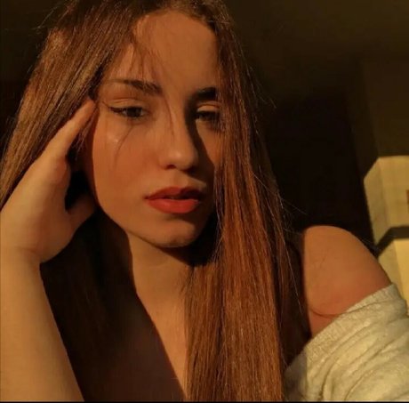 Demi Aggelopoulou high quality actress pic