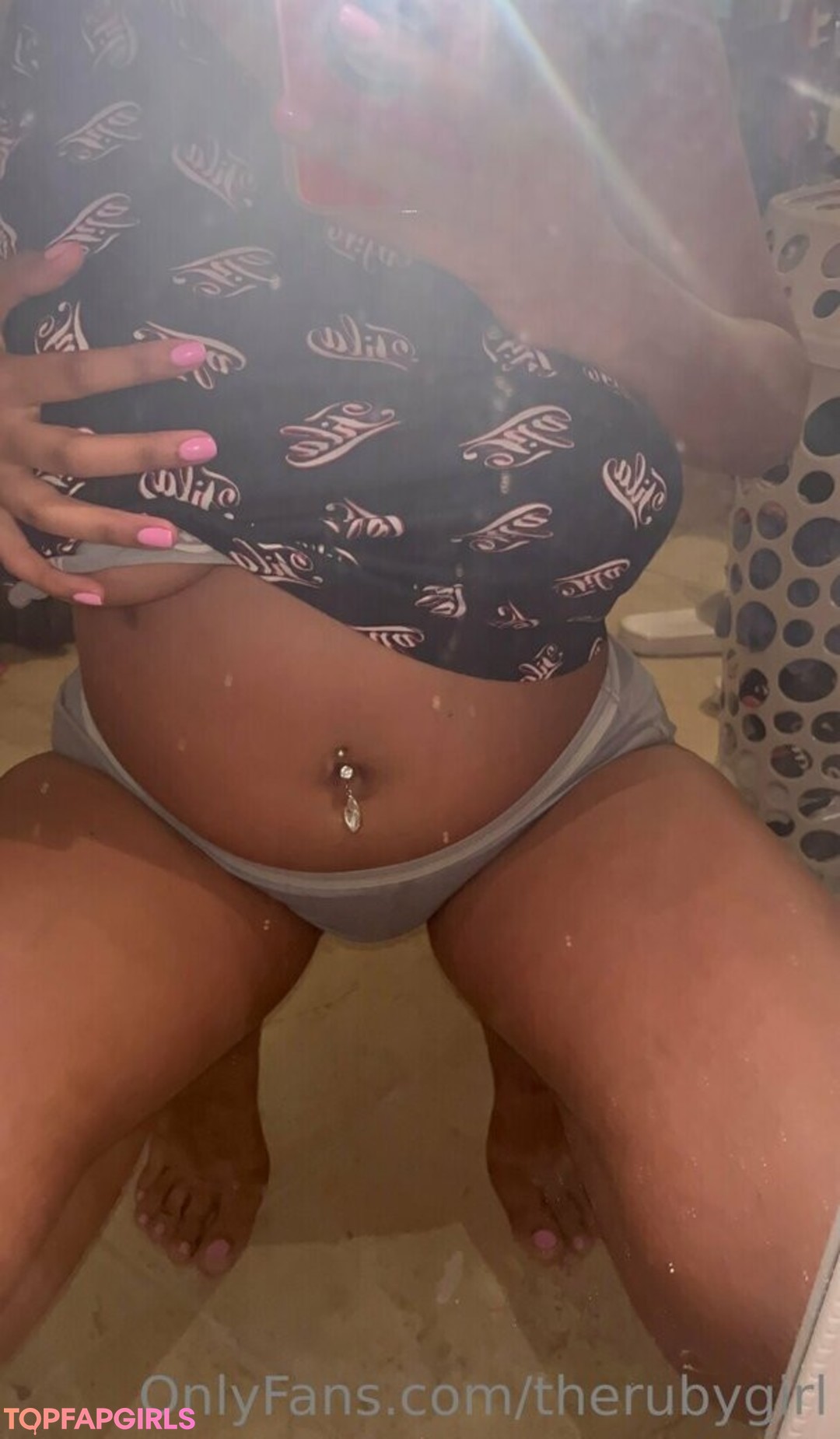 mature slut onlyfans art naked archive